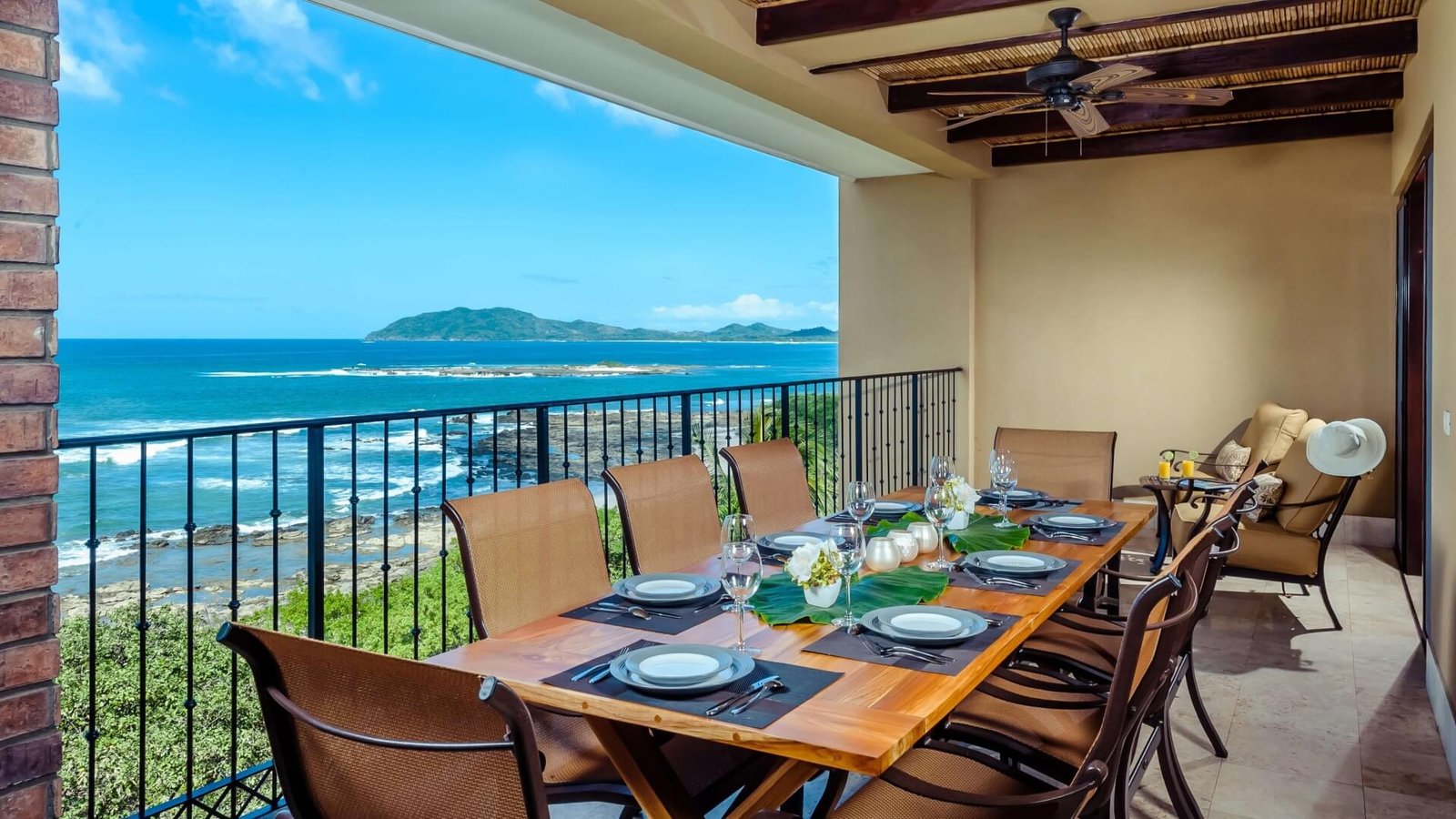 Read more about the article Why a Custom Costa Rica Vacation Package Beats Any Resort Stay